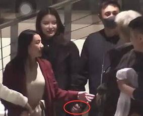 明星牽手爆料最新視頻大全,揭秘最新視頻大全精彩瞬間