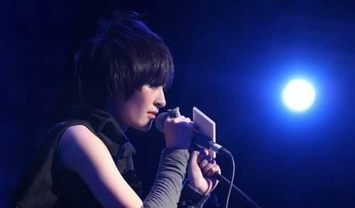 曾軼可最新爆料合唱