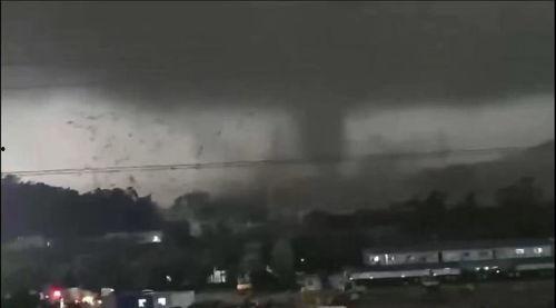 龍卷風爆料最新版,揭秘最新版內幕，帶你探秘科技前沿