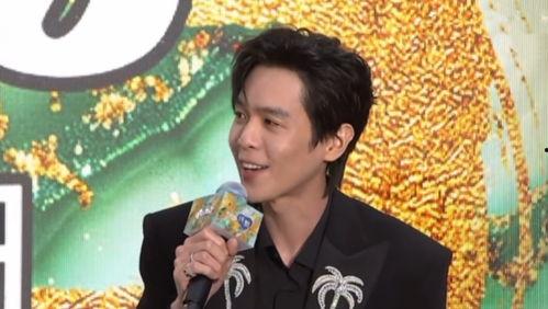 最新爆料男星是誰啊視頻,最新爆料男星身份大揭秘！